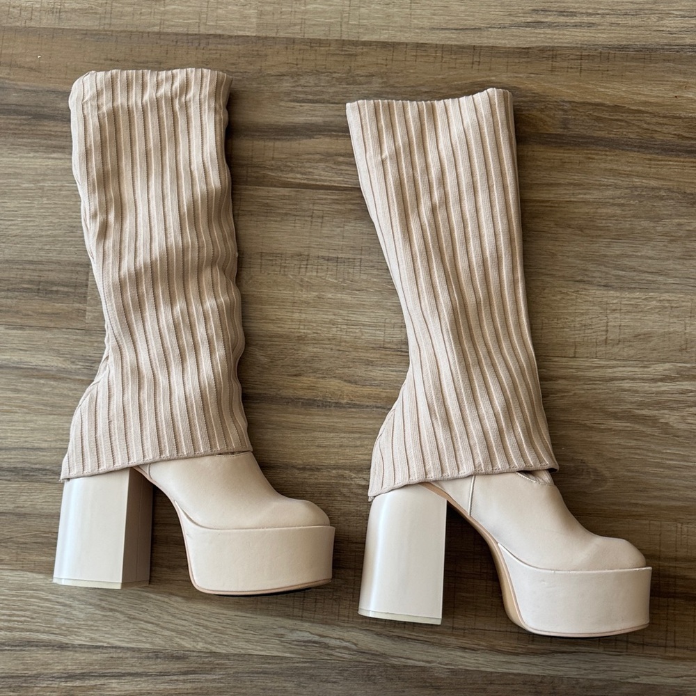 Groovy Tan Platform Boots